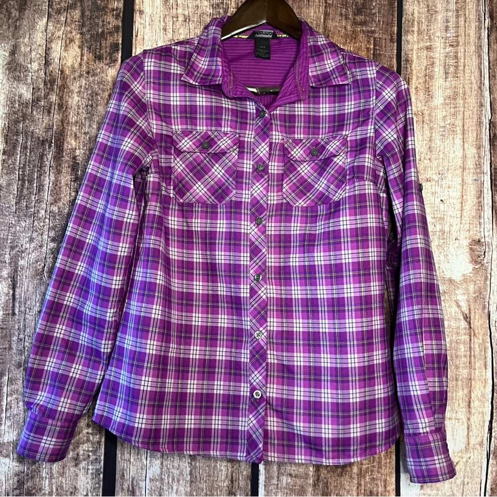 Marmot long sleeve shirt